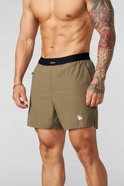 1054 AeroVent Compression Shorts