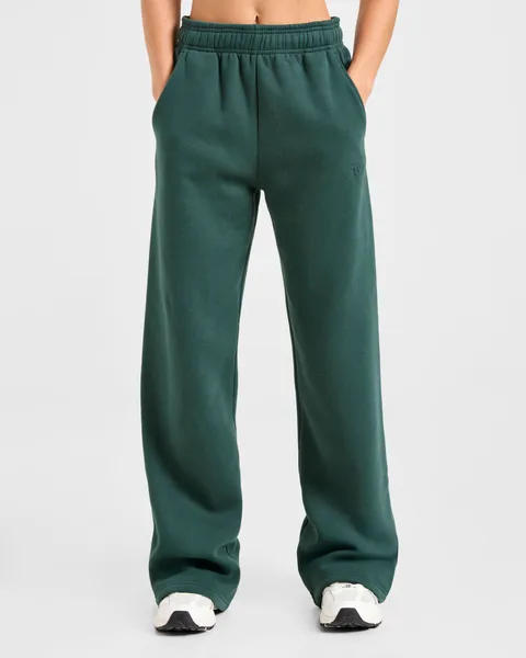 Classic Plush Oversized Straight Leg Joggers – Pine