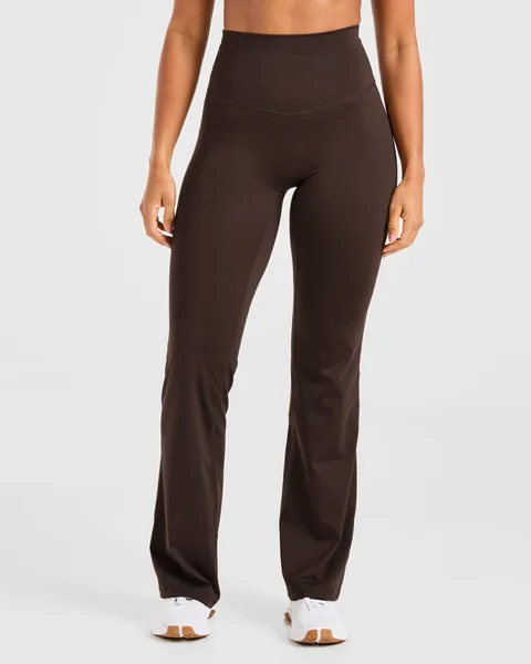 Sculpt Flared Leggings – Deep Cocoa