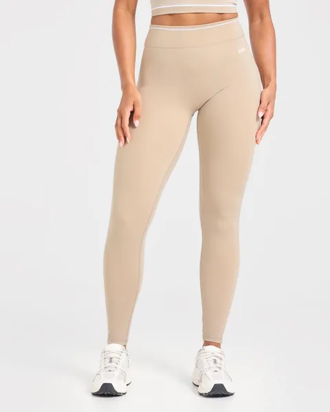 Form Leggings – Mocha