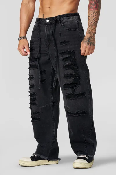 Destroyed Jeans
