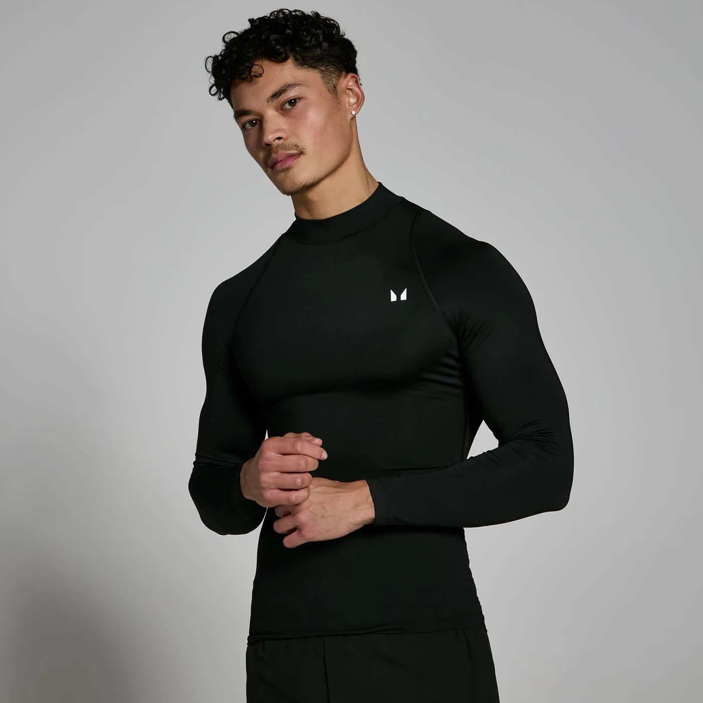 Herren Training Langarm-Baselayer mit hohem Kragen