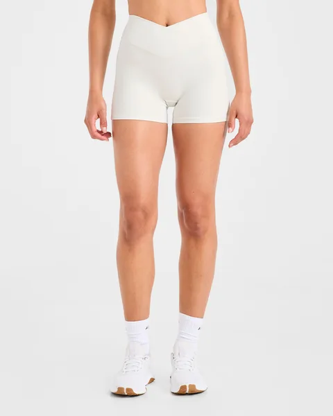Sculpt Wrap Shorts Tofu