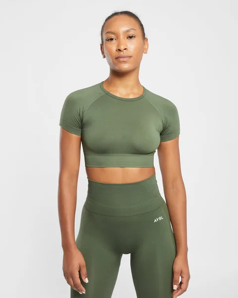 Empower Seamless Crop Top –