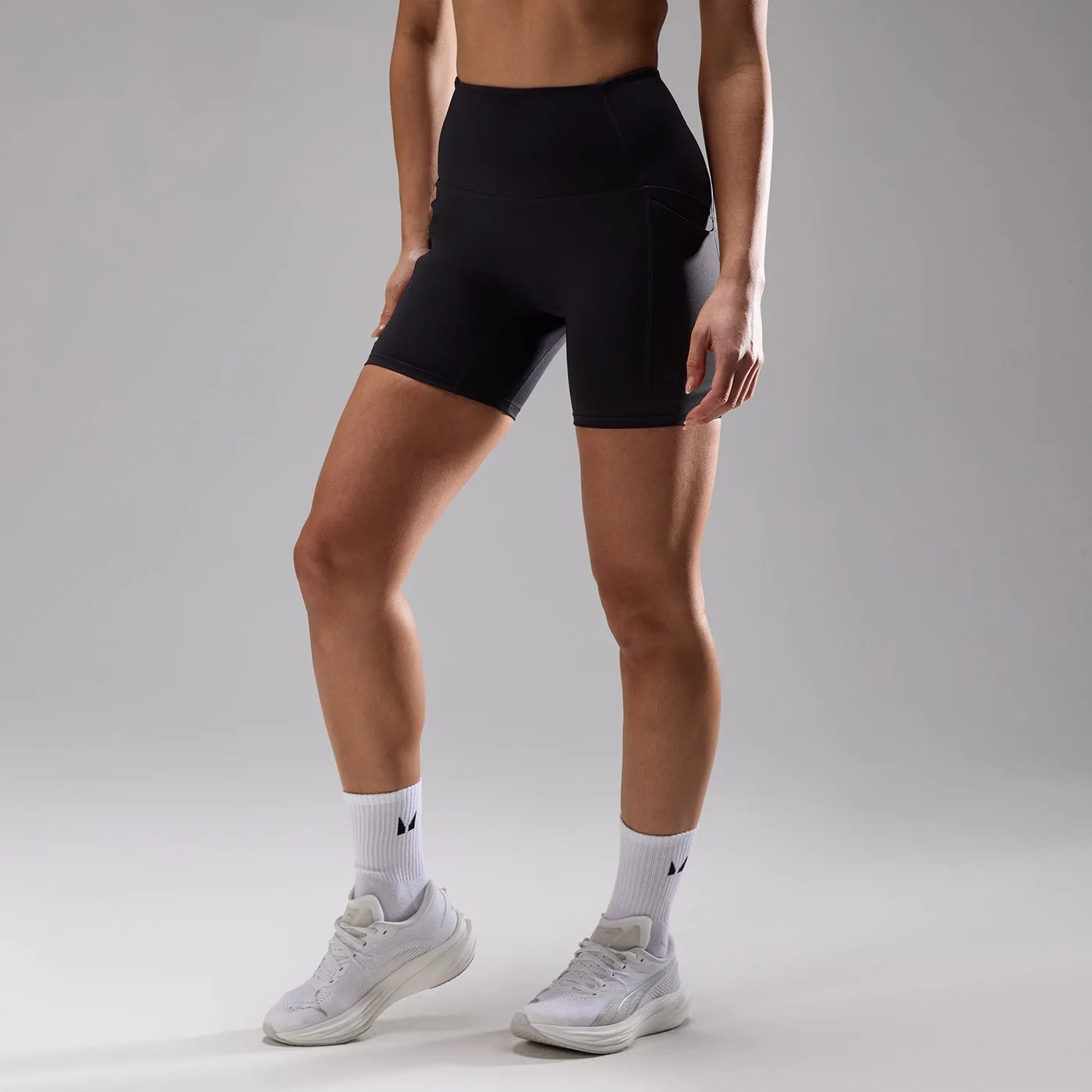 MP Damen Velocity Ultra Radlerhose Schwarz L