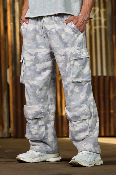 2033 Heritage Camo Cargo Sweats