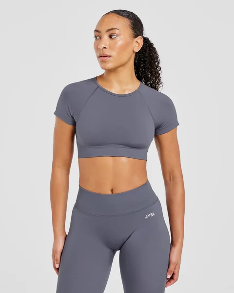 Adapt Seamless Crop Top –