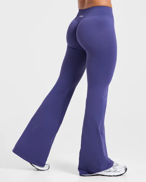 Enhance Seamless Flared Leggings – Storm