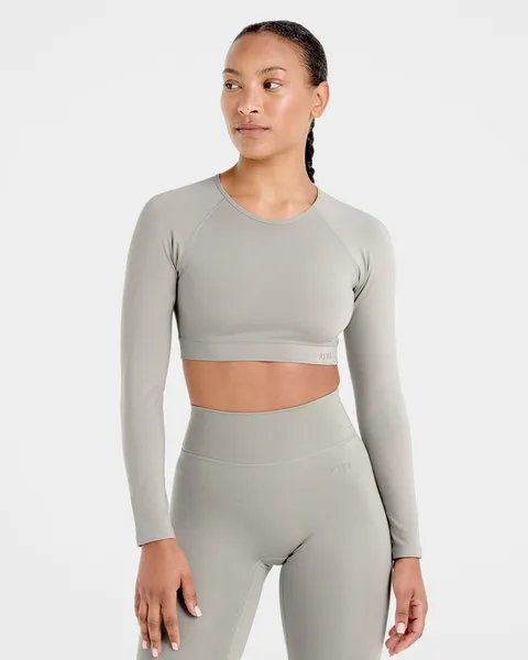 Staple Long Sleeve Crop Top –
