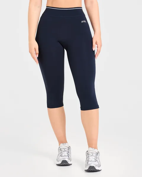 Form Capris – Muted