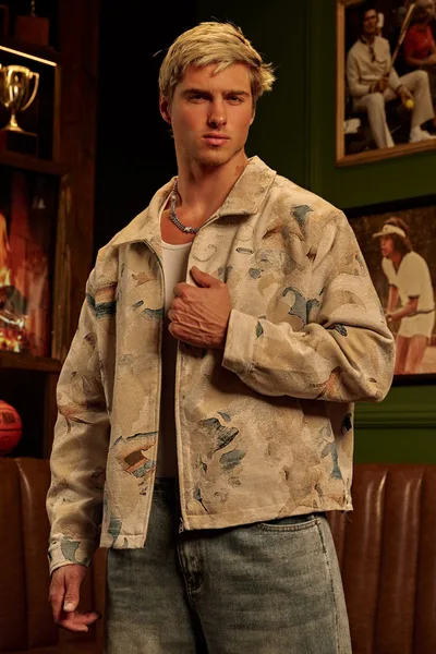5155 Abstract tapestry Jacket